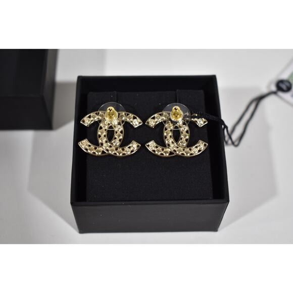 Chanel 23S Gold Black Interlocking CC Logo Classic Drop Statement Stud Earrings - Picture 9 of 12